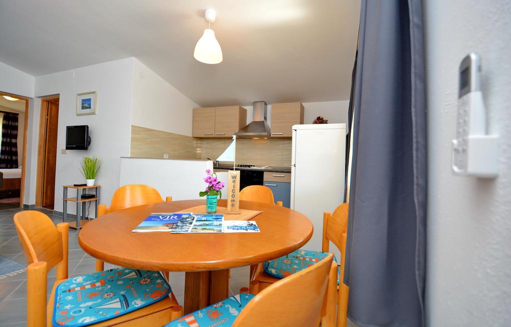 Apartment Marijana Vir Luaran gambar