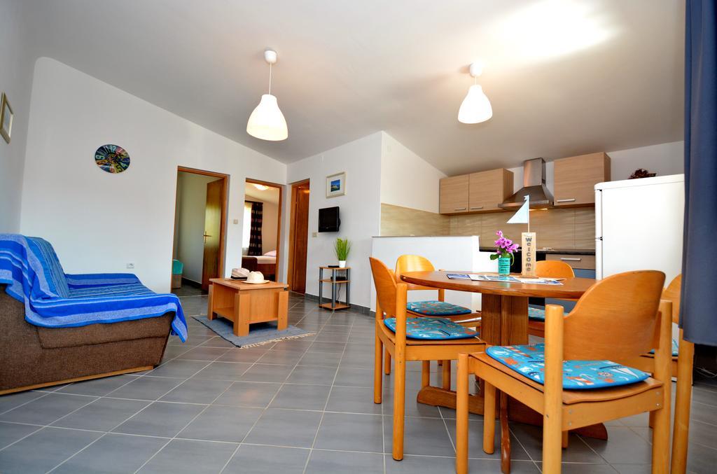 Apartment Marijana Vir Luaran gambar